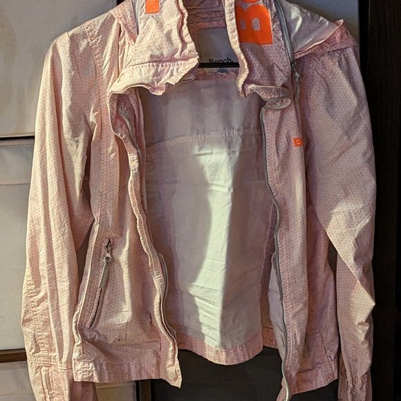 Bench - Picture 8 of 8